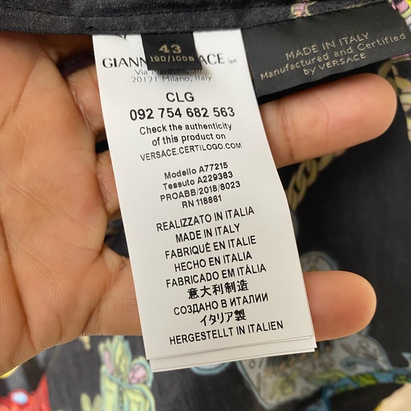 Black Print Versace Long Sleeve button up Size 43 - Picture 2 of 4